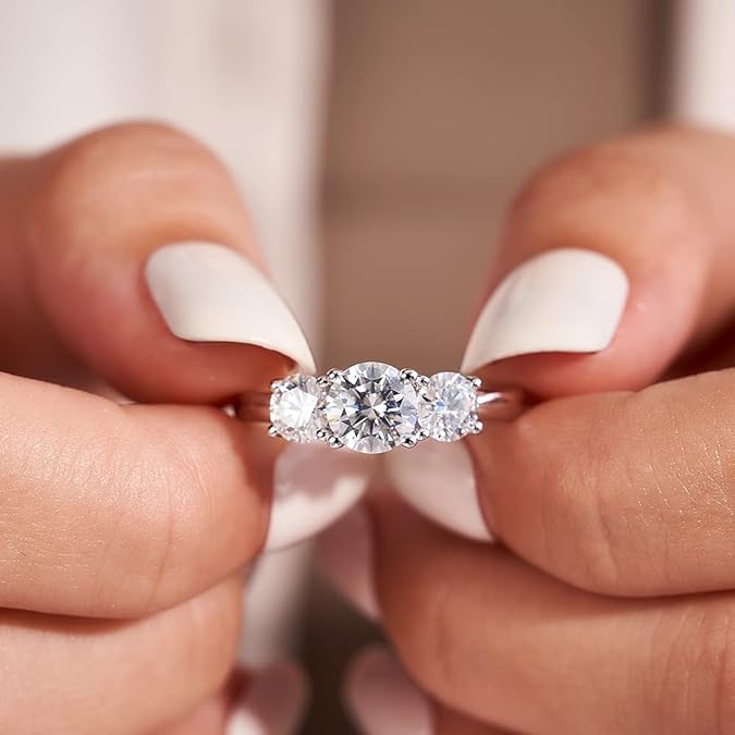 3 ct Classic Three Stone Round Cut Moissanite Engagement Ring