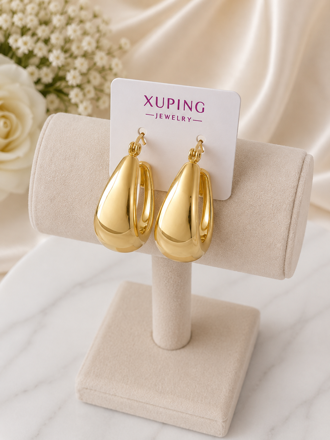 Aretes Gota Hueca en Oro Laminado 14K