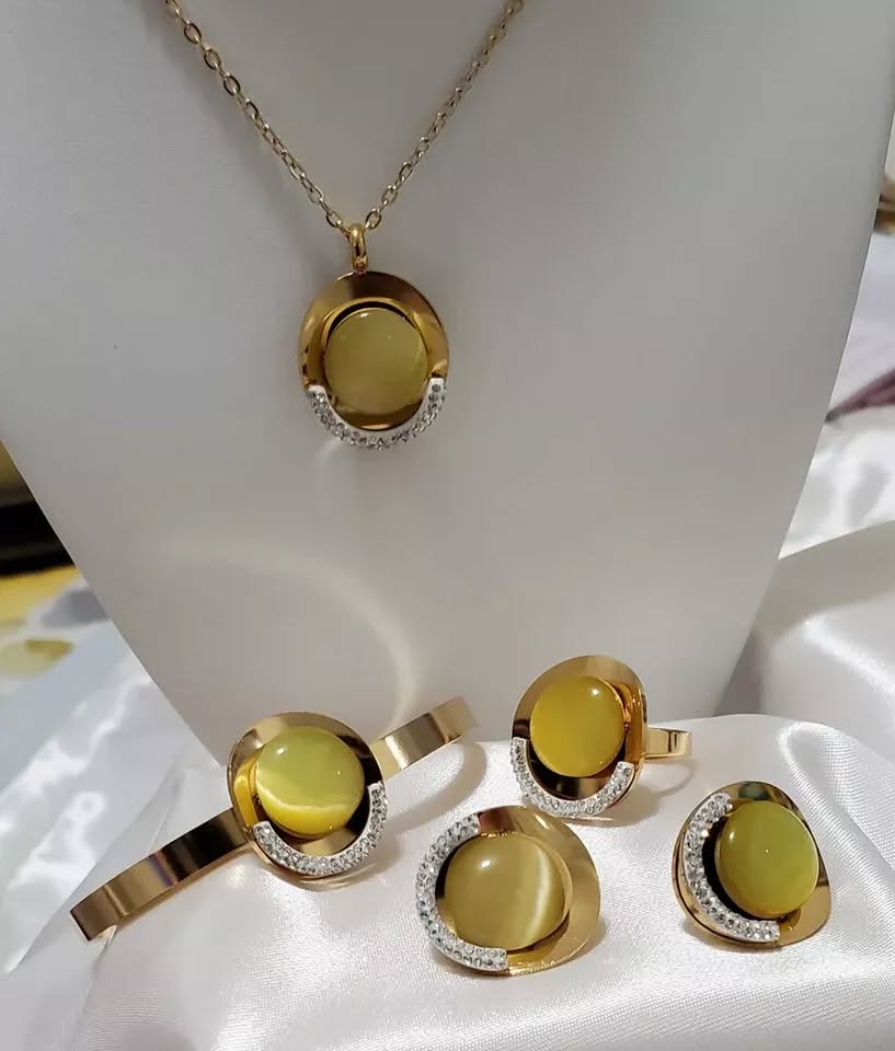 18K Gold Plated Yellow Cat Eye Jewelry Set