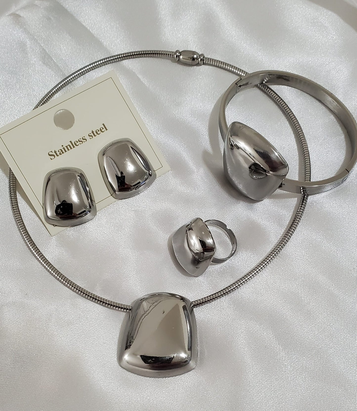 Set de Collares 6 pcs Mixteados