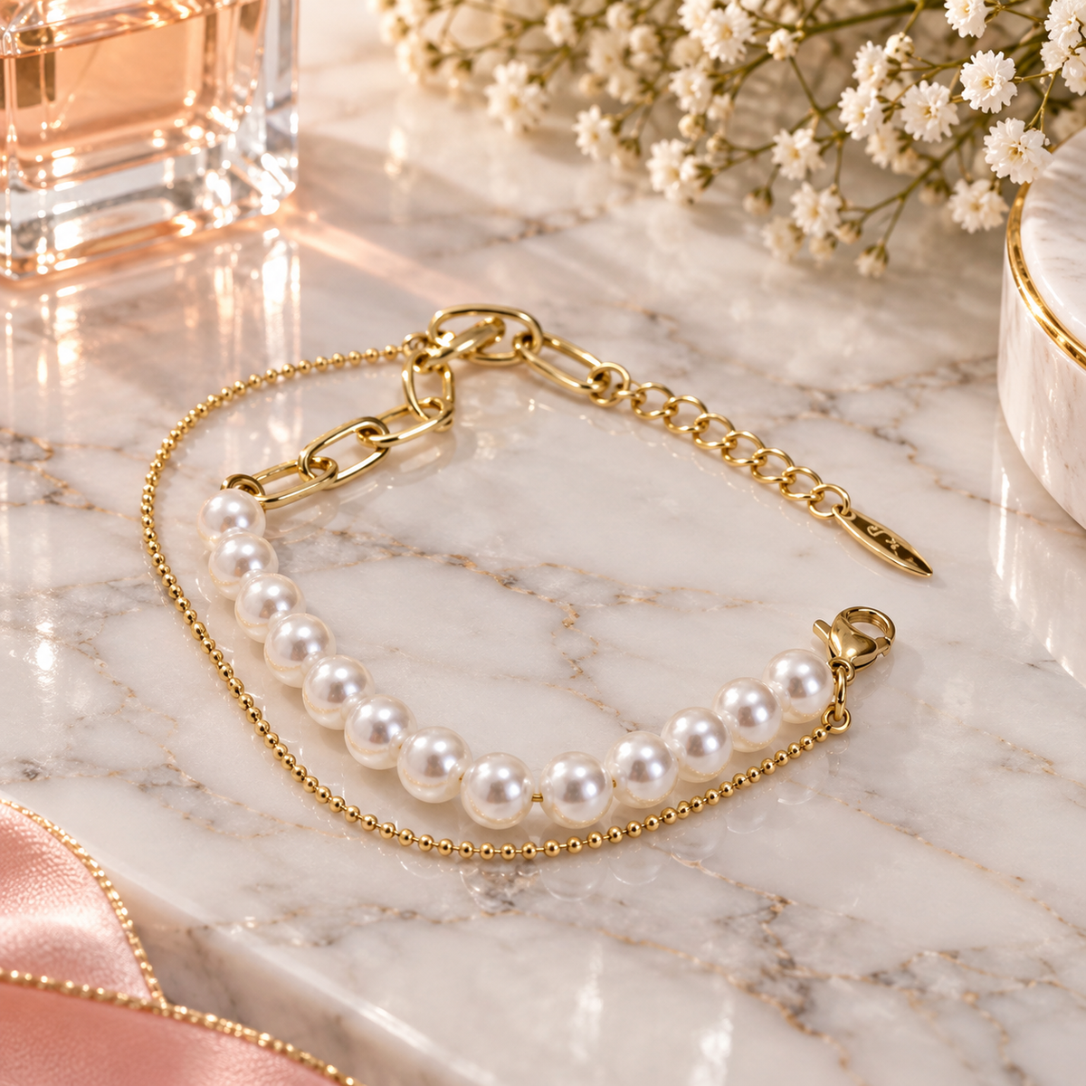 Pulsera de Perlas y Eslabones en Oro Laminado