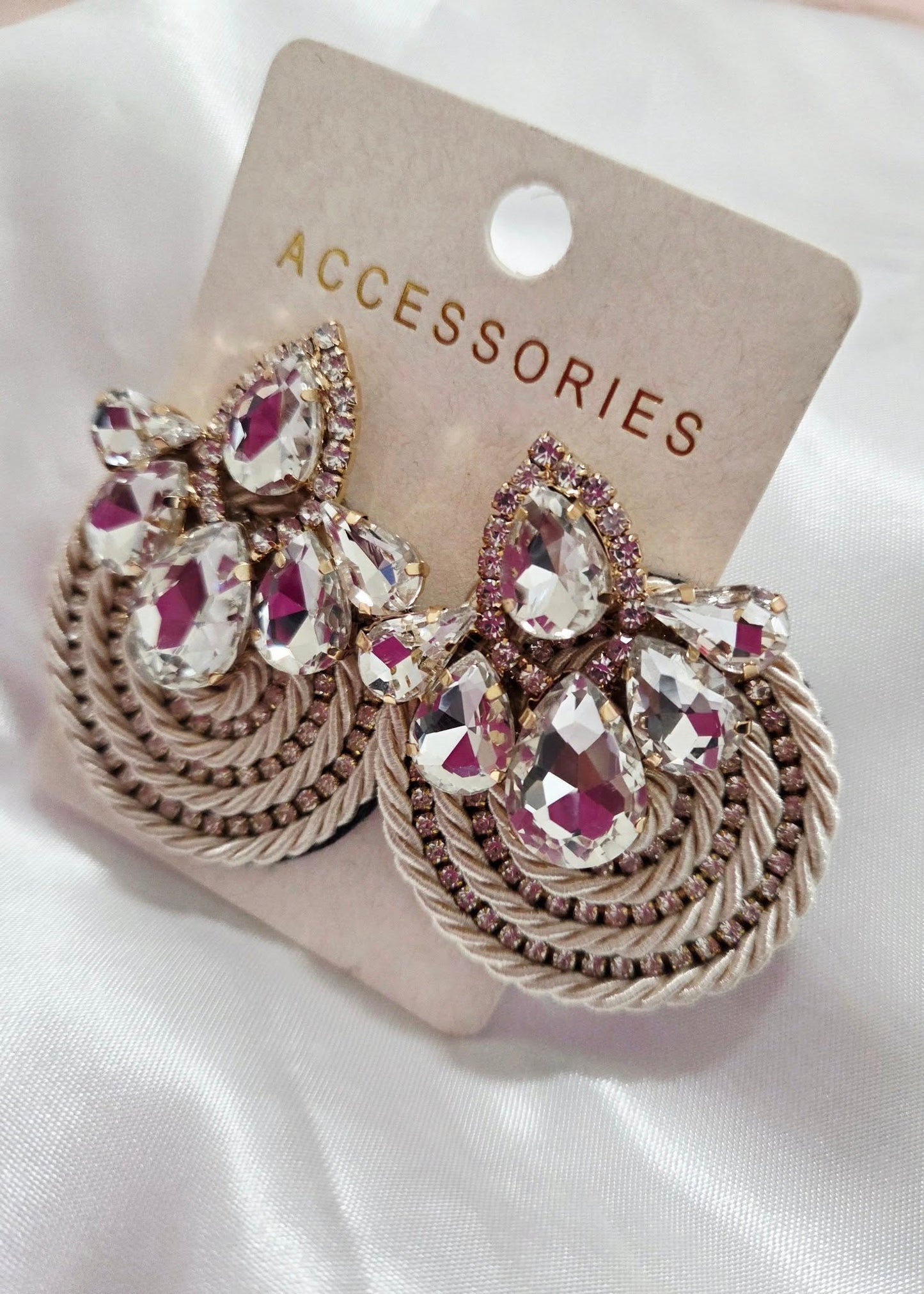 Aretes con Crystal 6pcs Mixtas