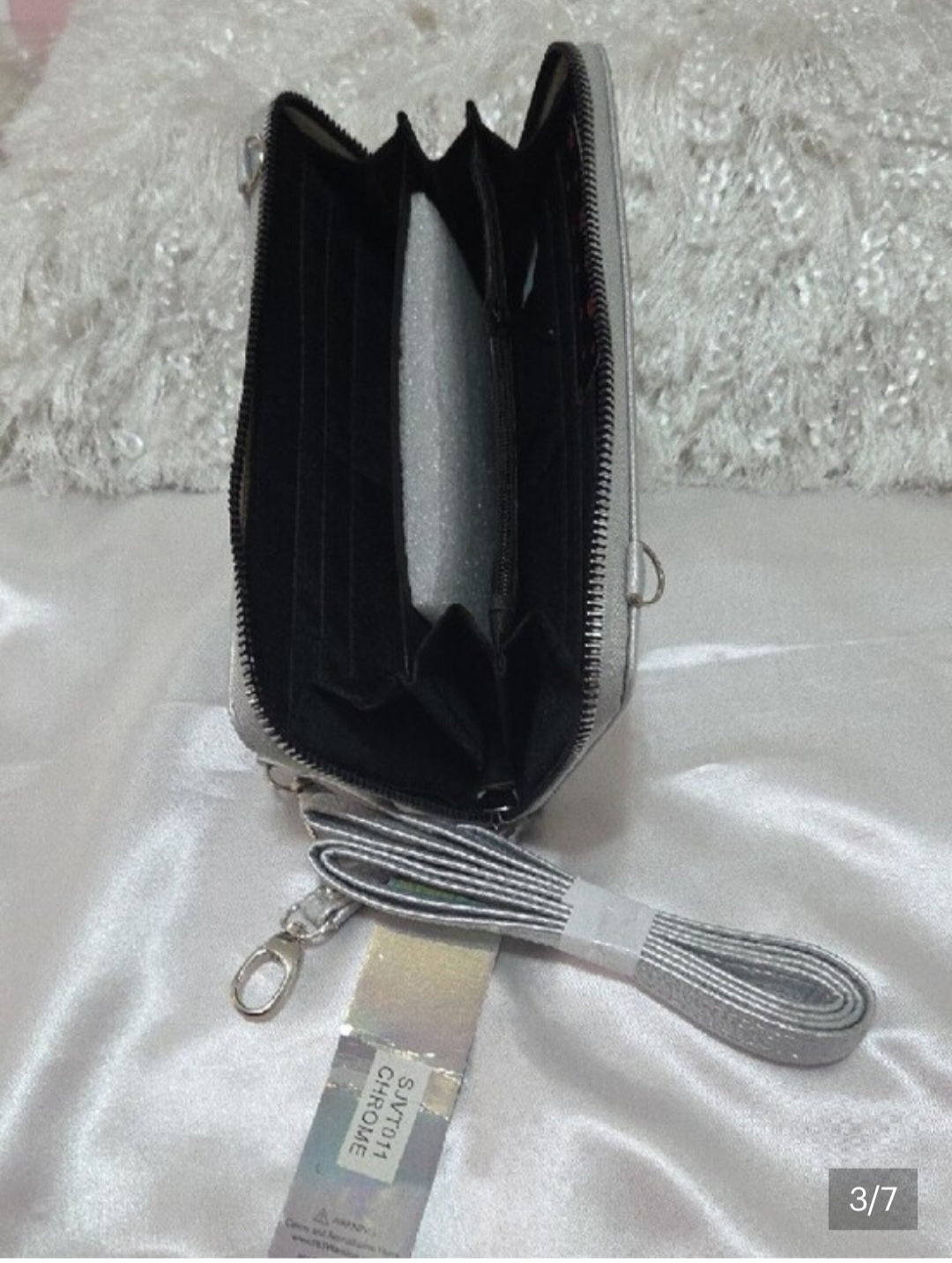 Derek Heart Metallic Silver Wallet