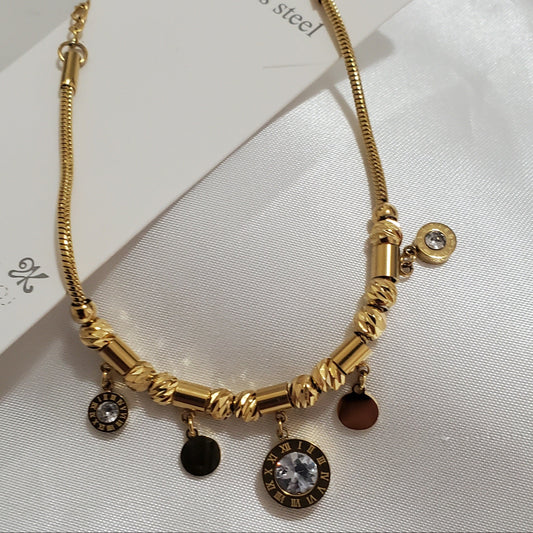 Pulsera Dorada con Circulo y Diamantitos de imitacion
