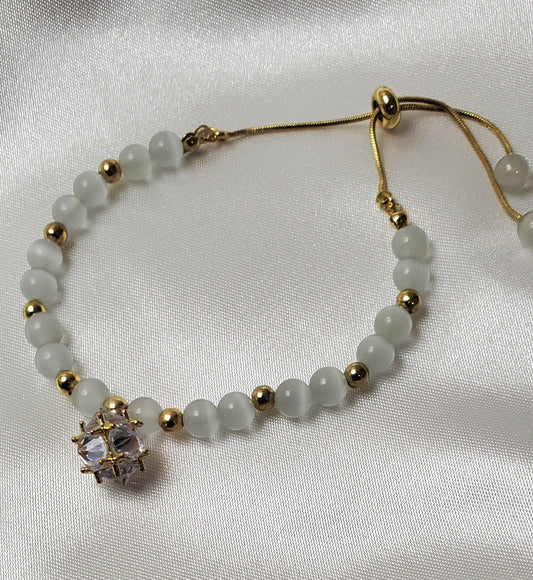 Pulsera 18K Dorada Ajustable con diseño Circonita