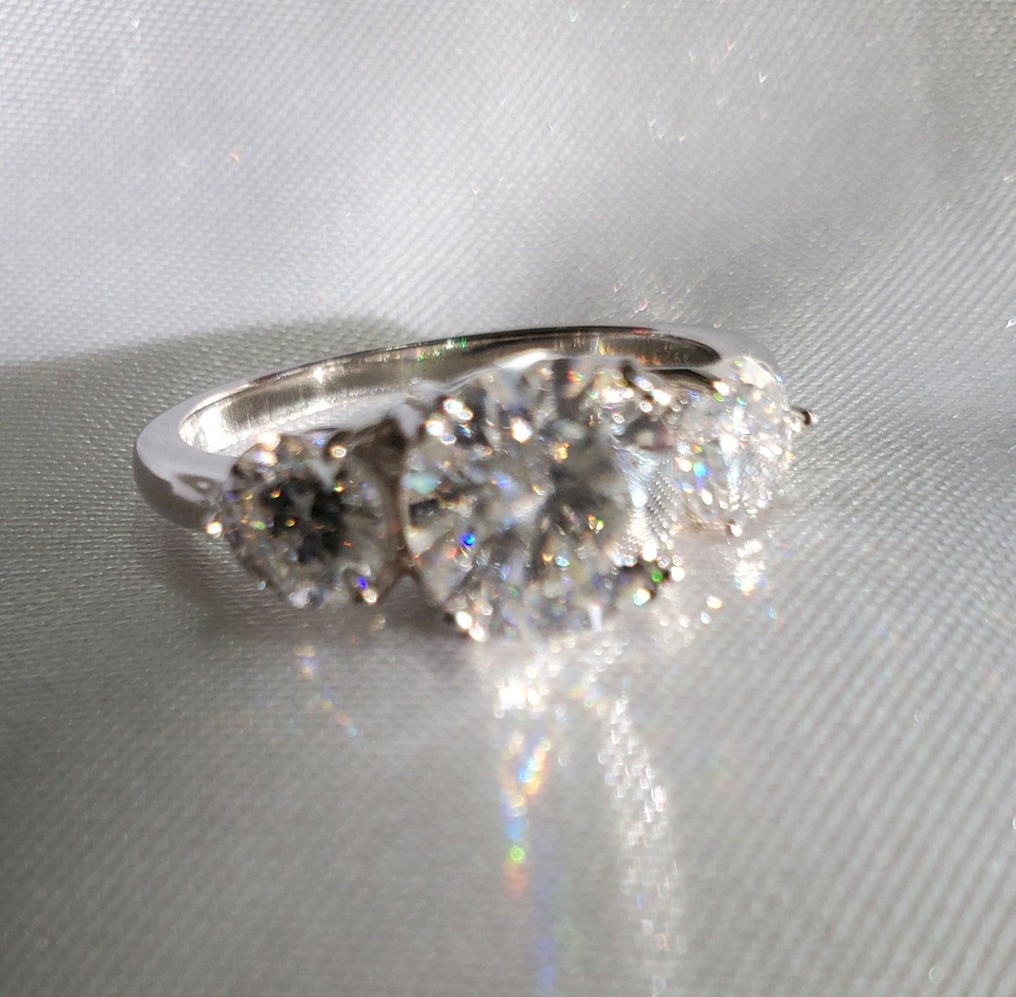 3 ct Classic Three Stone Round Cut Moissanite Engagement Ring