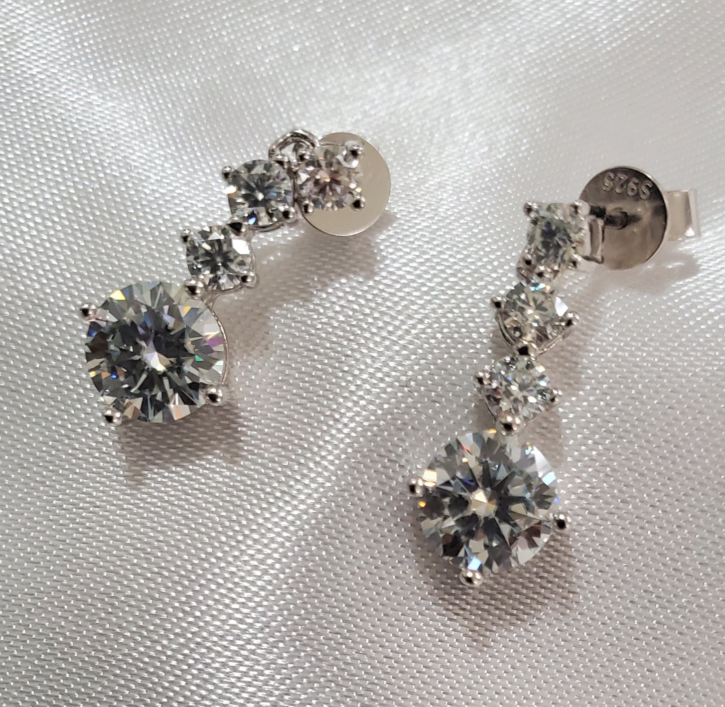 2.6 ct Graduated Linear Moissanite Drop Earrings In Sterling Silver