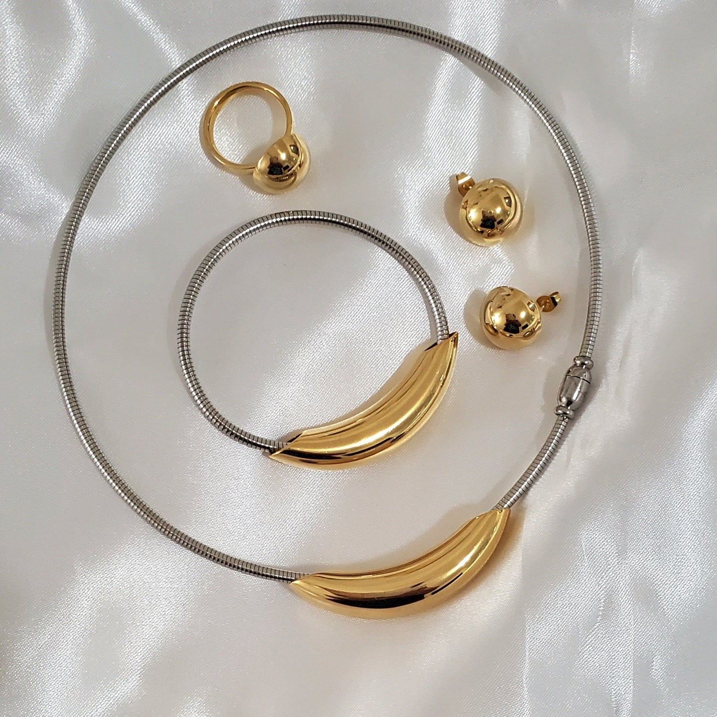 Stainless Steel Two Tones Choker Jewelry Set