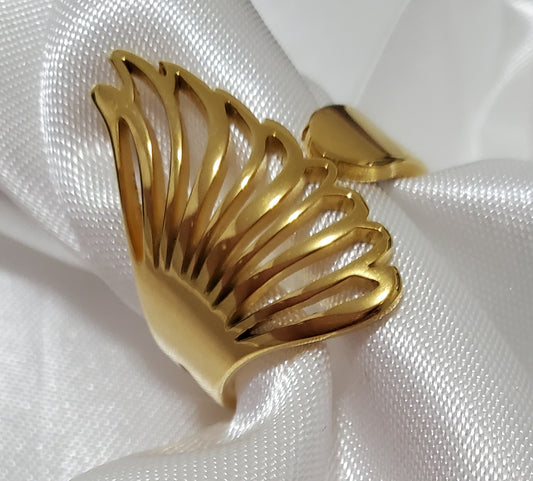 18K Gold Plated Stainless Steel Angel Wing Ring – Size 7