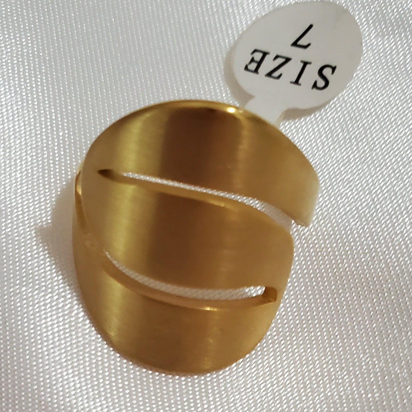 316-L Stainless Steel Gold Plated Ring Size 7
