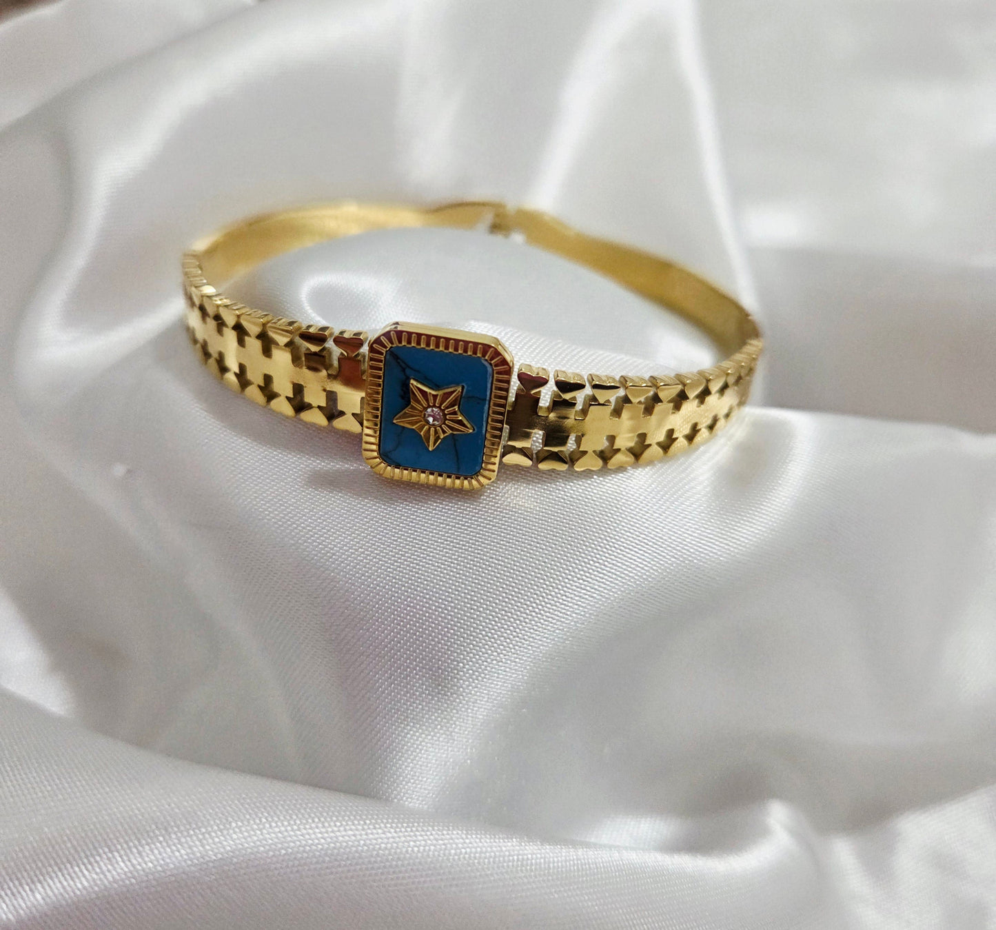 18K Gold Plated Stainless Steel Blue Star Bangle Bracelet