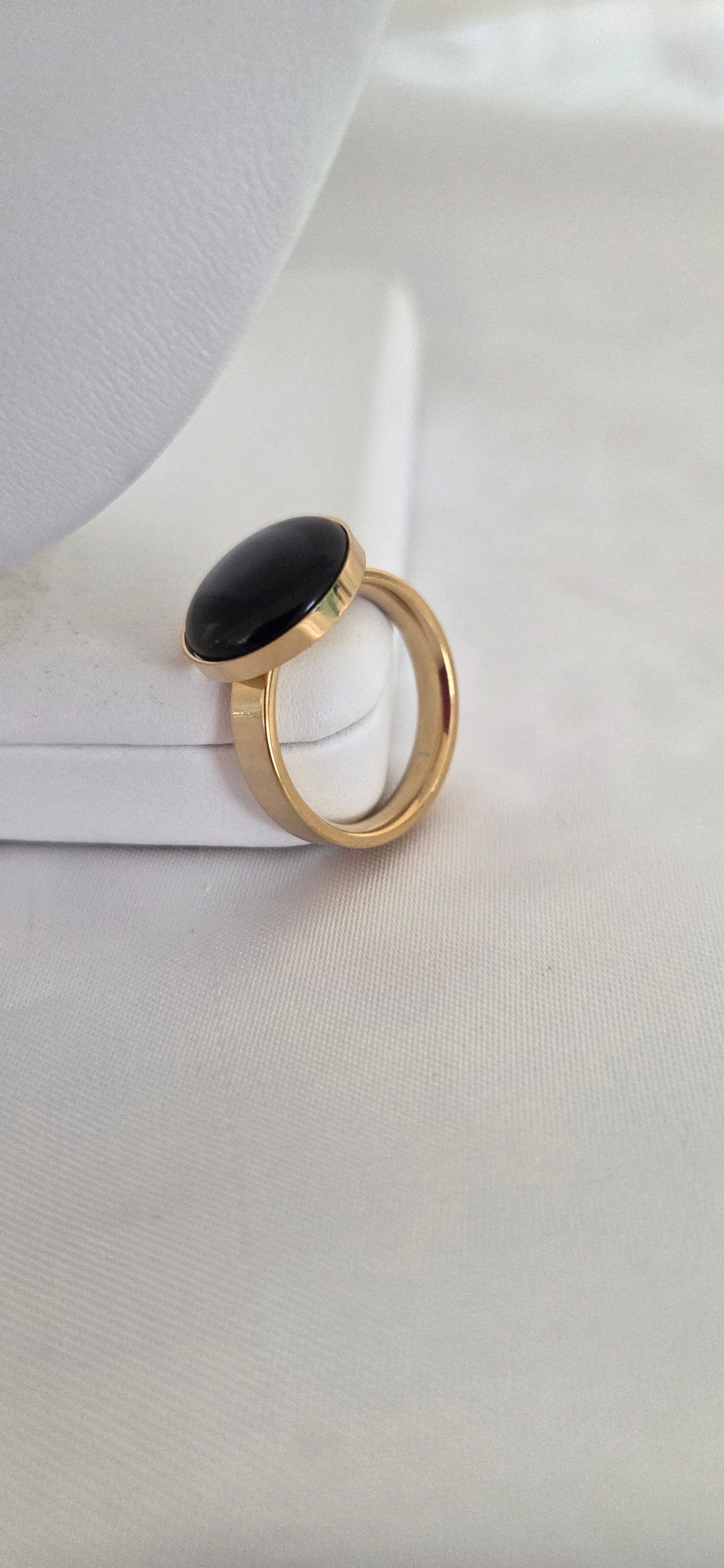 18K Gold Plated Stainless Steel Ring Waterproof Black Stone Minimalist Band