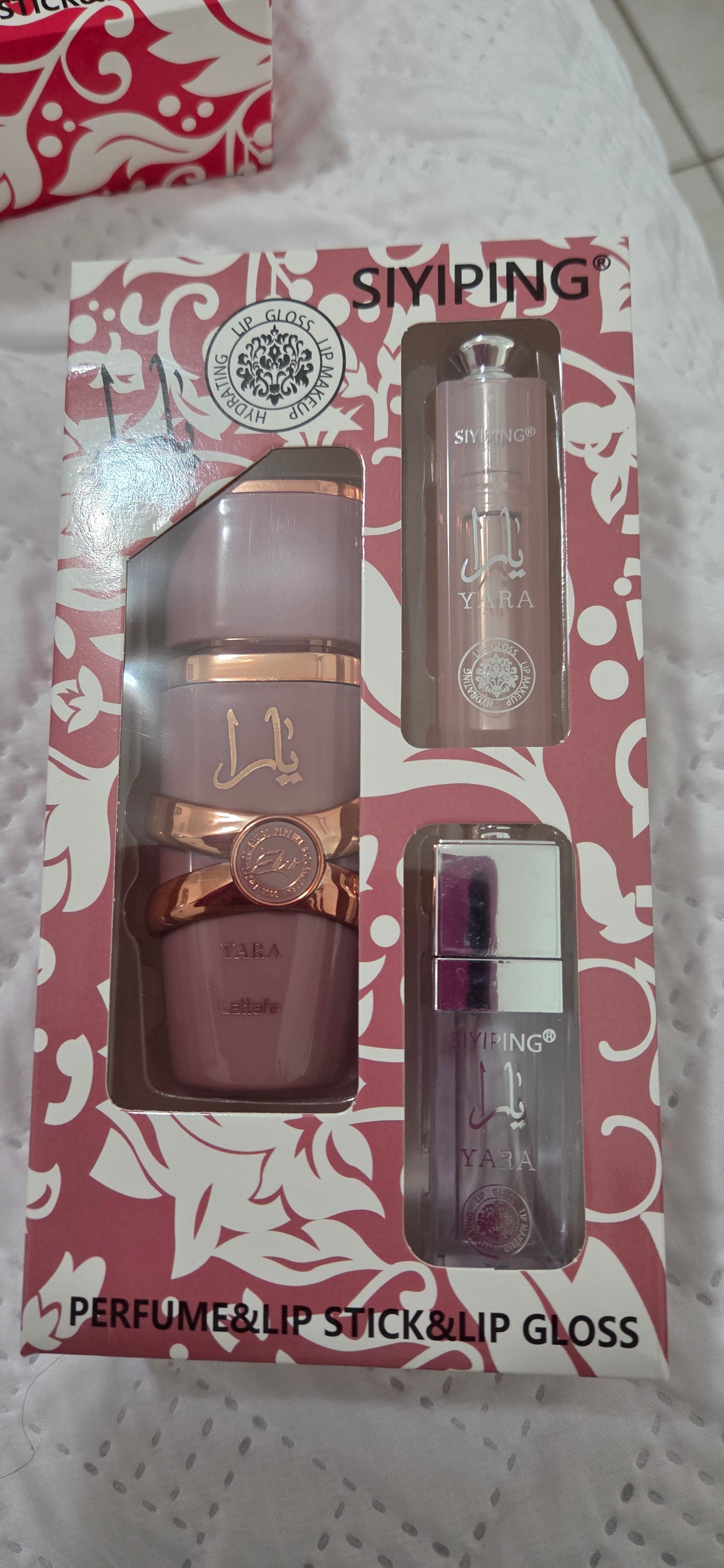 Yara Pink Elixir Pewrfume, Lipstick & Lipgloss