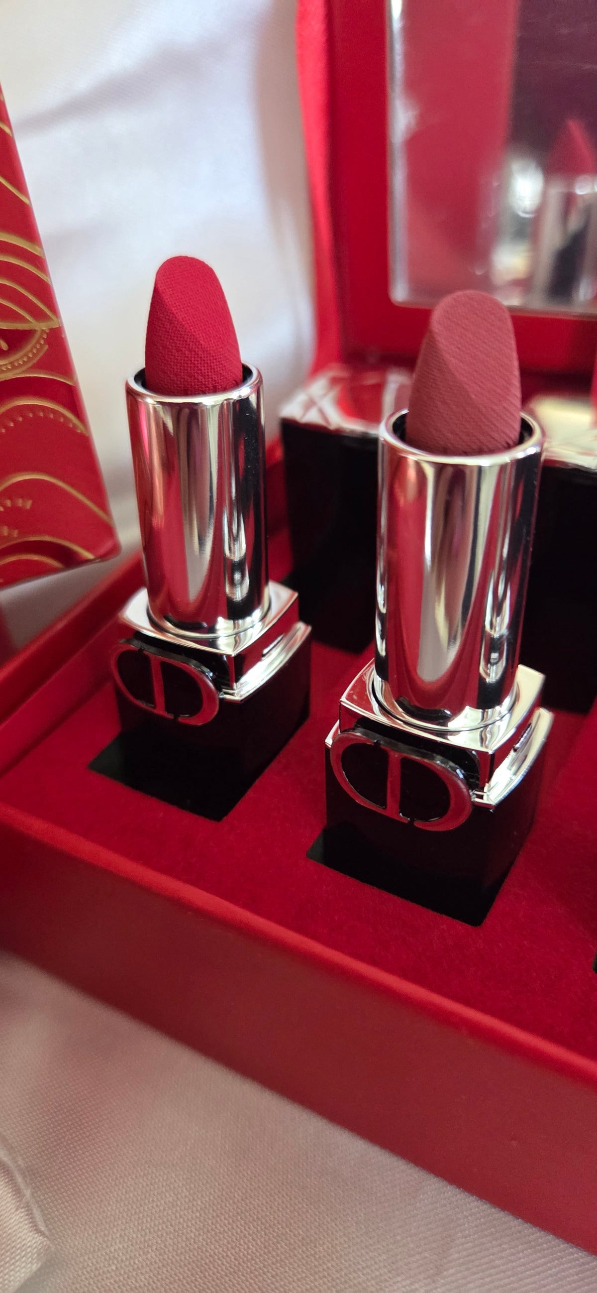 Estuche de Labiales al estilo Dior