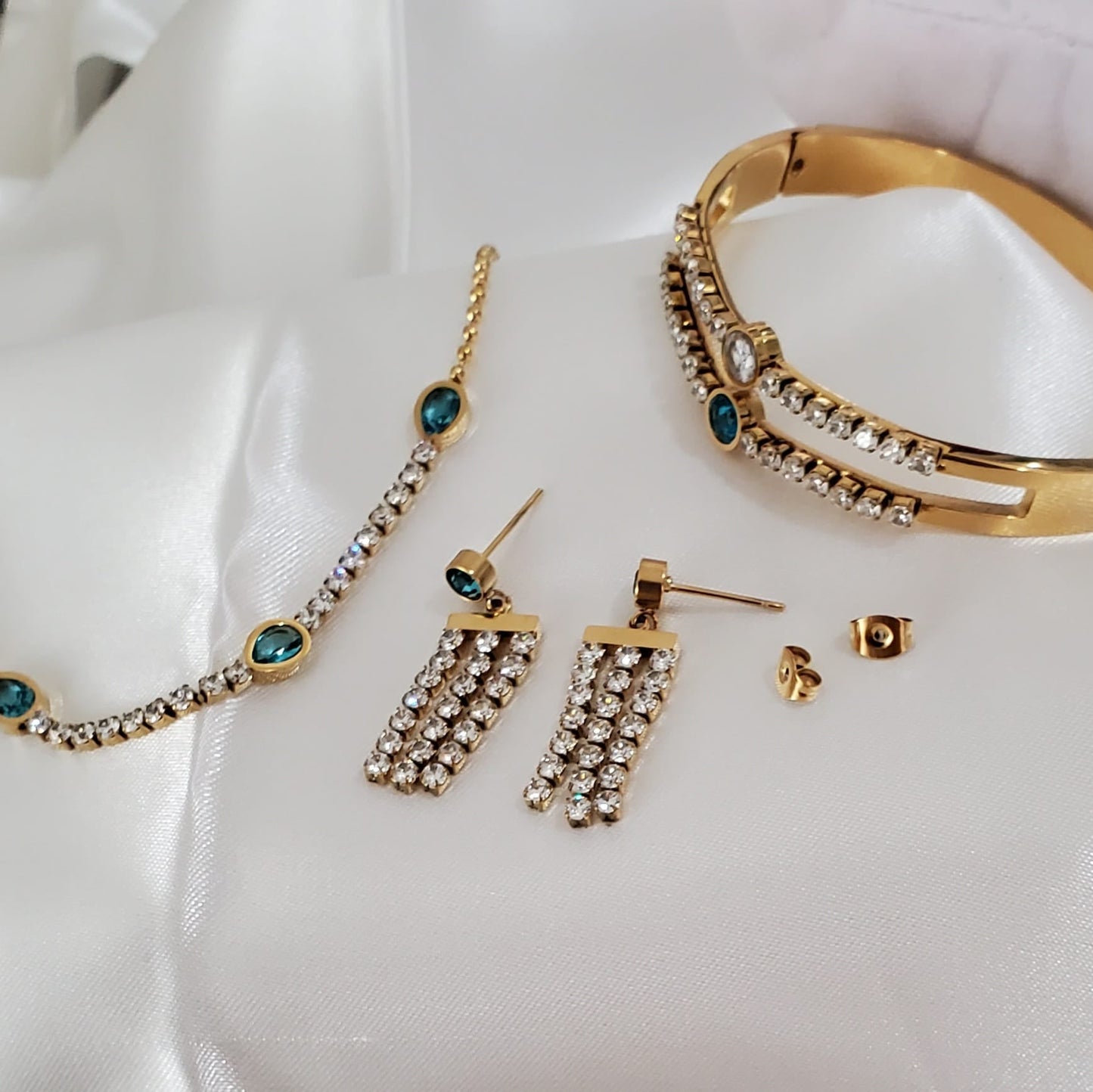 Amanda Sparkly Blue Crystal Jewelry Set | 3pcs Stainless Steel | Necklace, Earrings & Bracelet