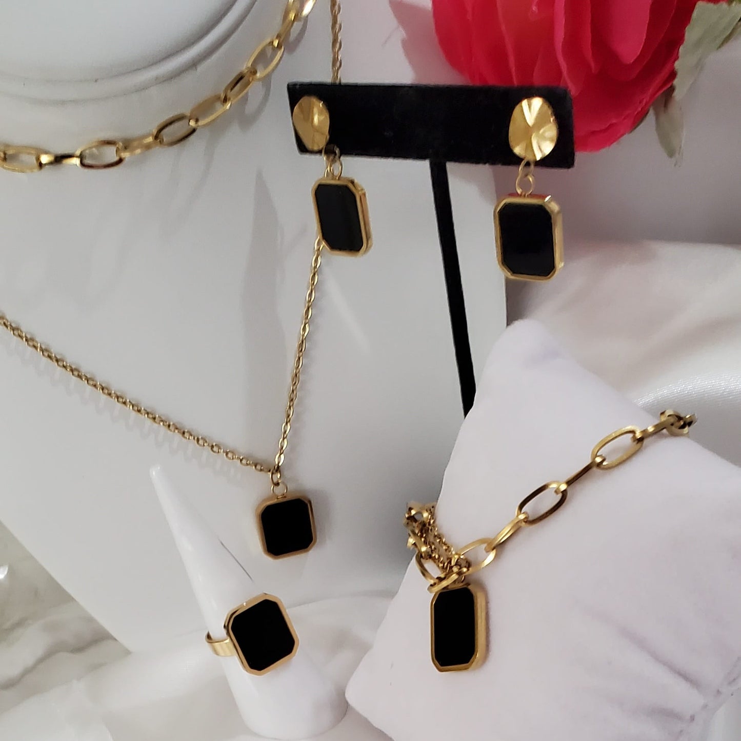 18K Gold Plated Stainless Steel Black & Gold Jewelry Set – Necklace, Double Chain, Earrings, Ring & Bracelet (5 pcs)