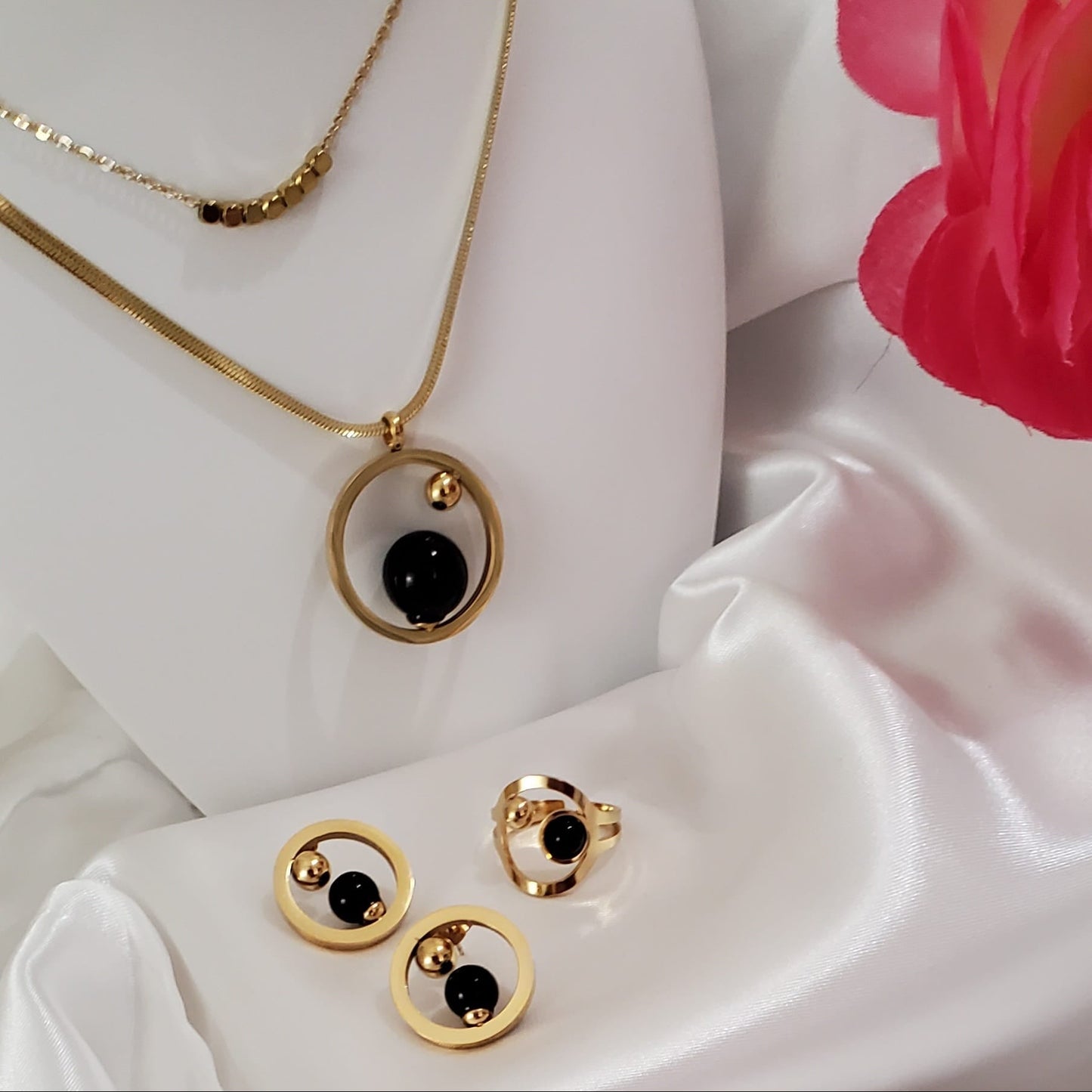 Black & White Pearl Circle Necklace Set | 3pcs 18K Gold Plated Stainless Steel | Necklace, Earrings & Ring