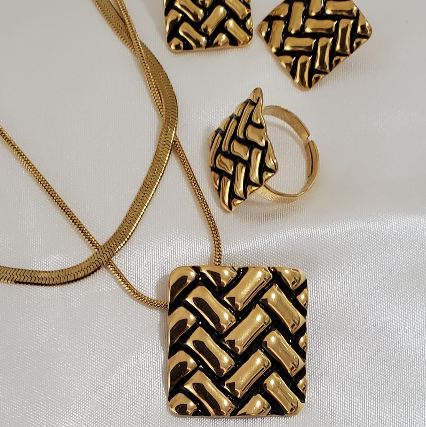 18K Gold Plated Stainless Steel Black & Gold Double Chain 3-Piece Jewelry Set