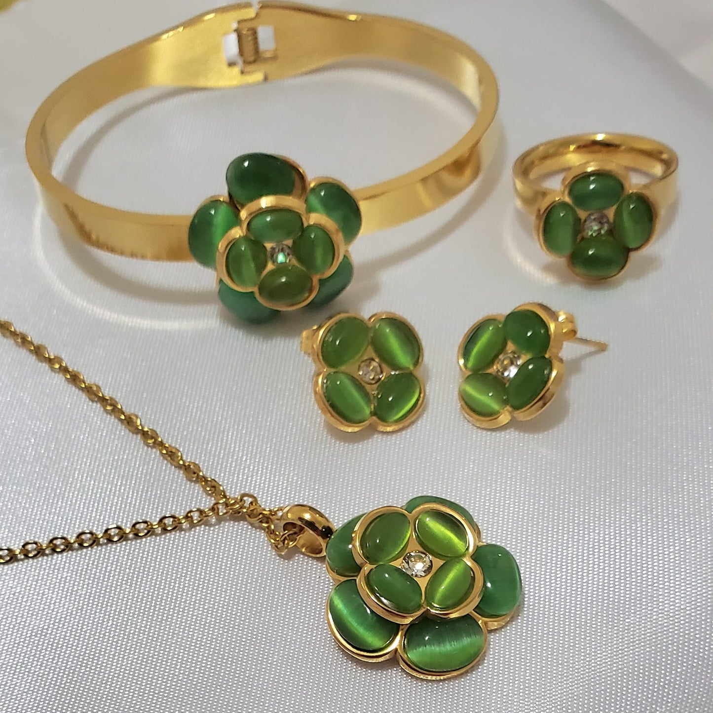 18K Gold Plated Stainless Steel Green Cat Eye Flower Jewelry Set with Rhinestones – 4 pcs