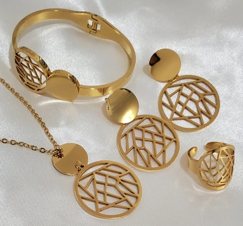 Set de Collares 6pcs Mixtas