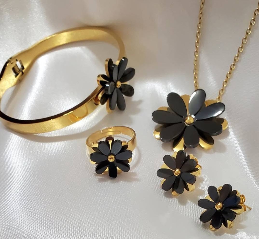 Set de Collares 6pcs Mixtas