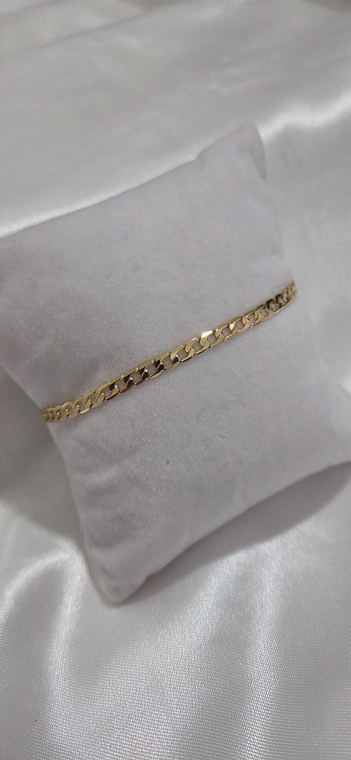 Pulsera Clasica de Eslabones en Oro Laminado
