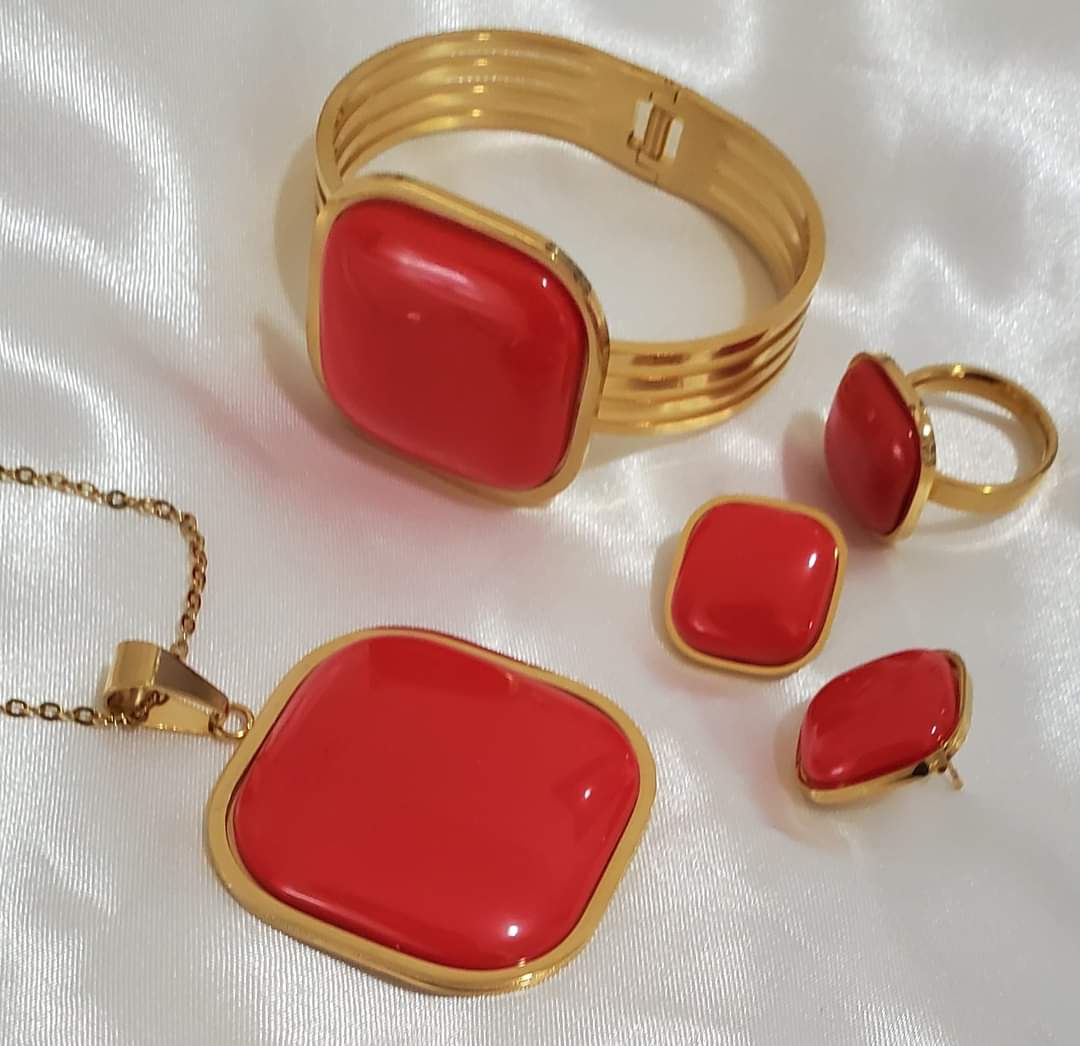 Set de Collares 6pcs Mixtos