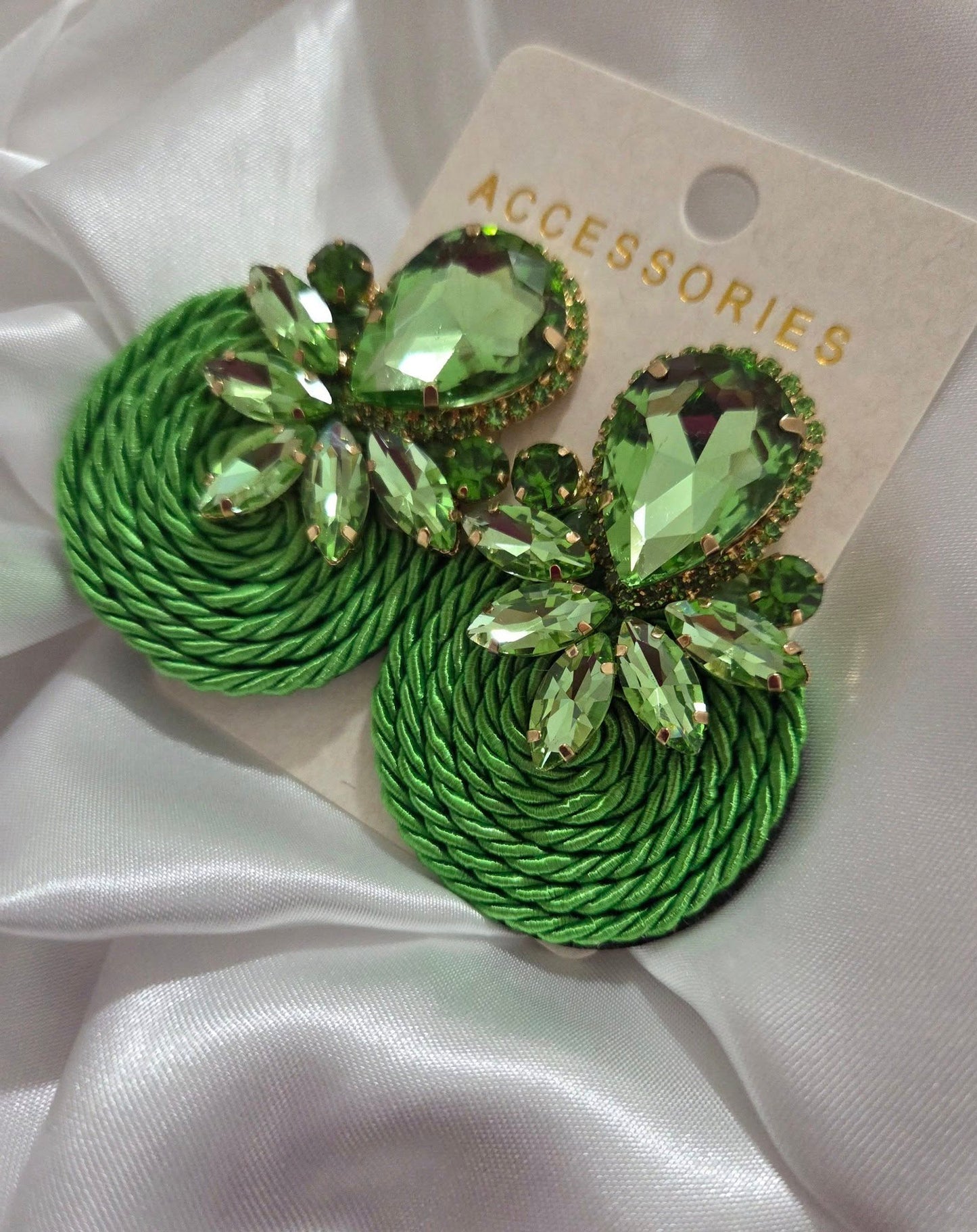 Aretes  con Crystal 6pcs Mixtas
