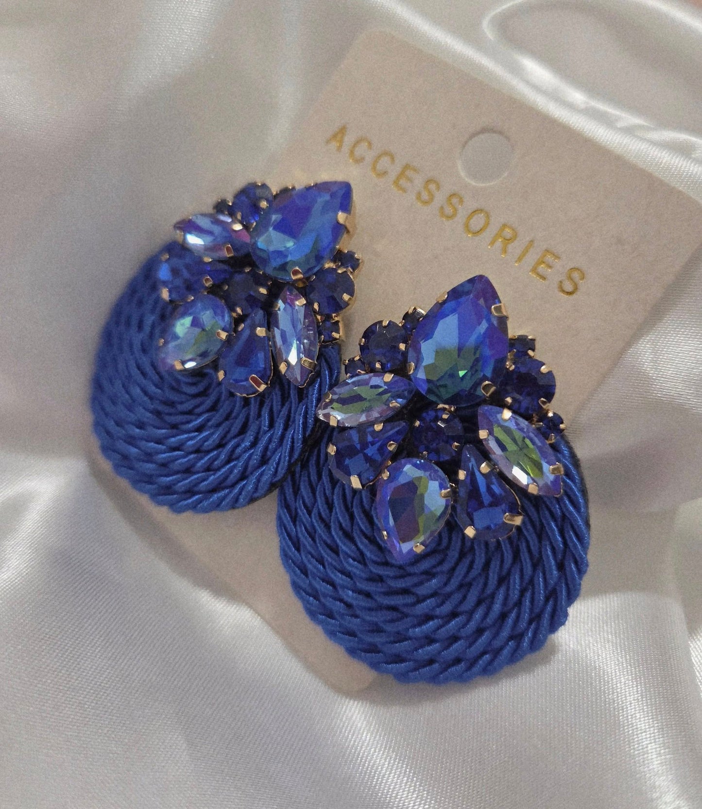 Aretes  con Crystal 6pcs Mixtas
