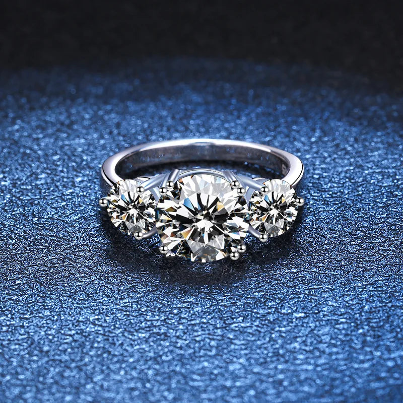 3 ct Classic Three Stone Round Cut Moissanite Engagement Ring
