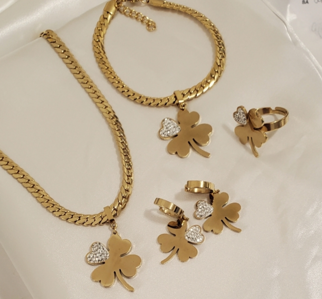 Stainless Steel Gold Electroplated 18K Lucky Clover 4pcs Jewelry Set