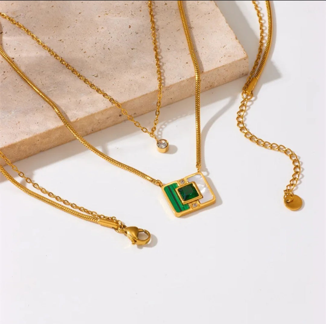Luxury Emerald Green Crystal Diamond Pendant Necklaces