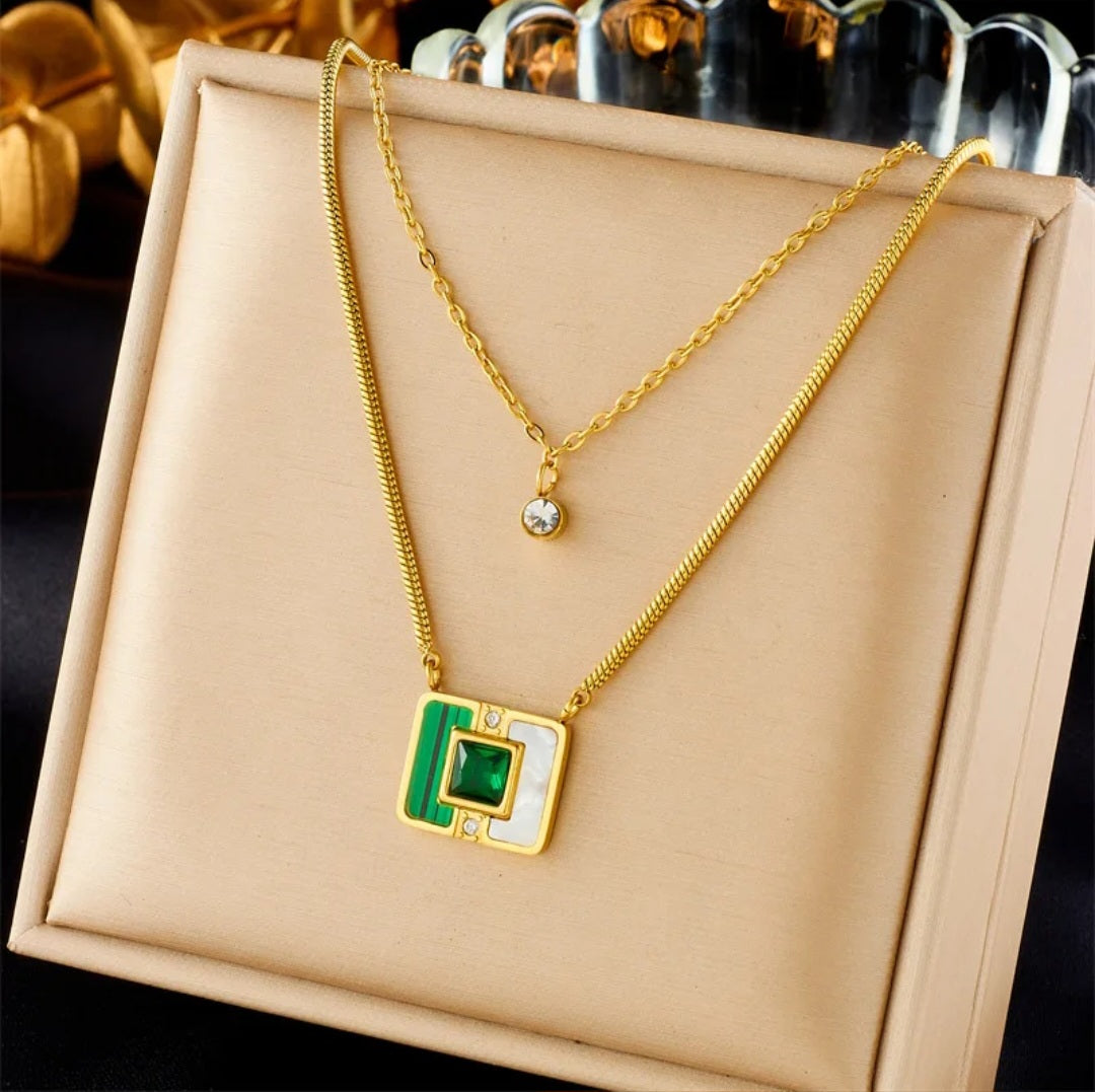 Luxury Emerald Green Crystal Diamond Pendant Necklaces