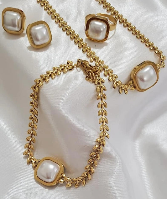 Stainless Steel  Luxury Pearl Jewelry Set