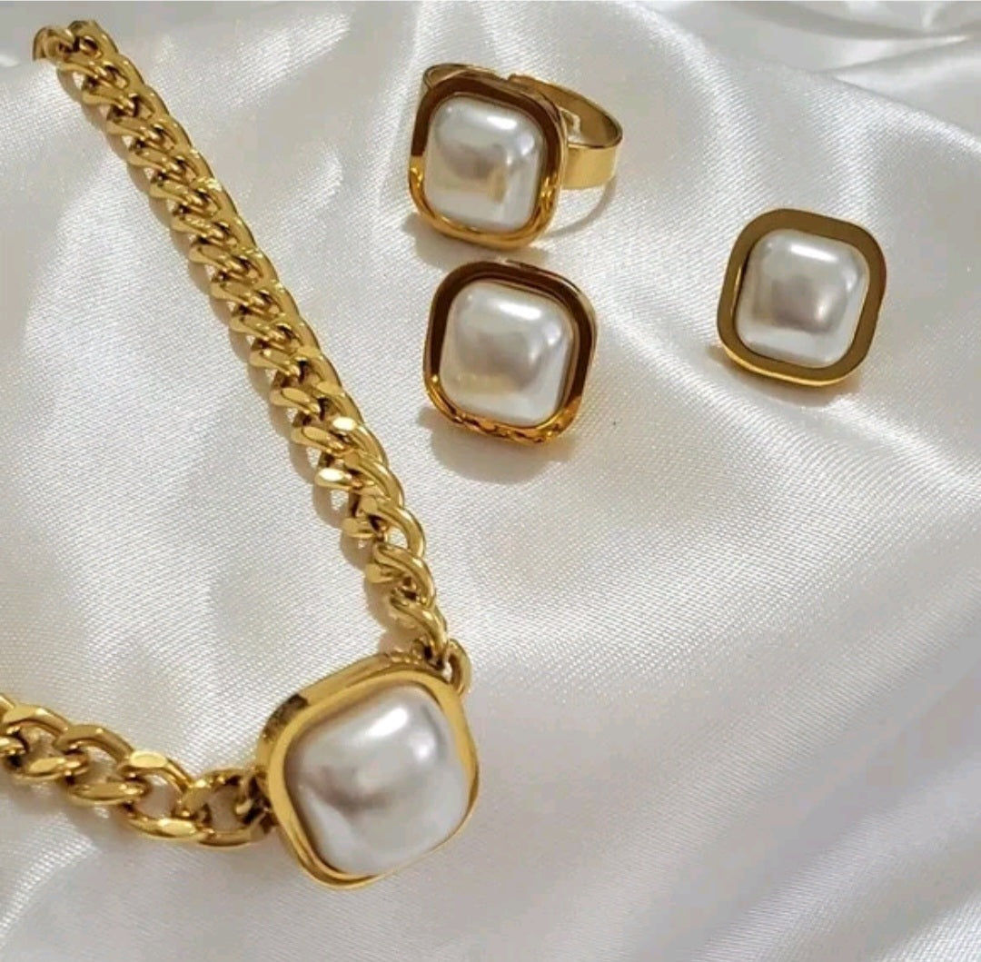 18K Gold Plated Luxury Pearl Jewelry Set