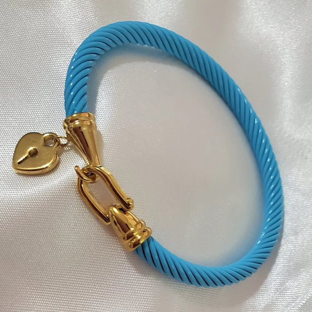 18K Gold Plated Heart Twist Cable Bracelet