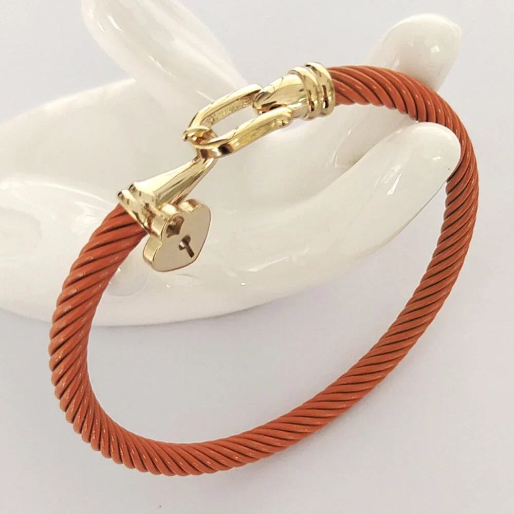 18K Gold Plated Heart Twist Cable Bracelet