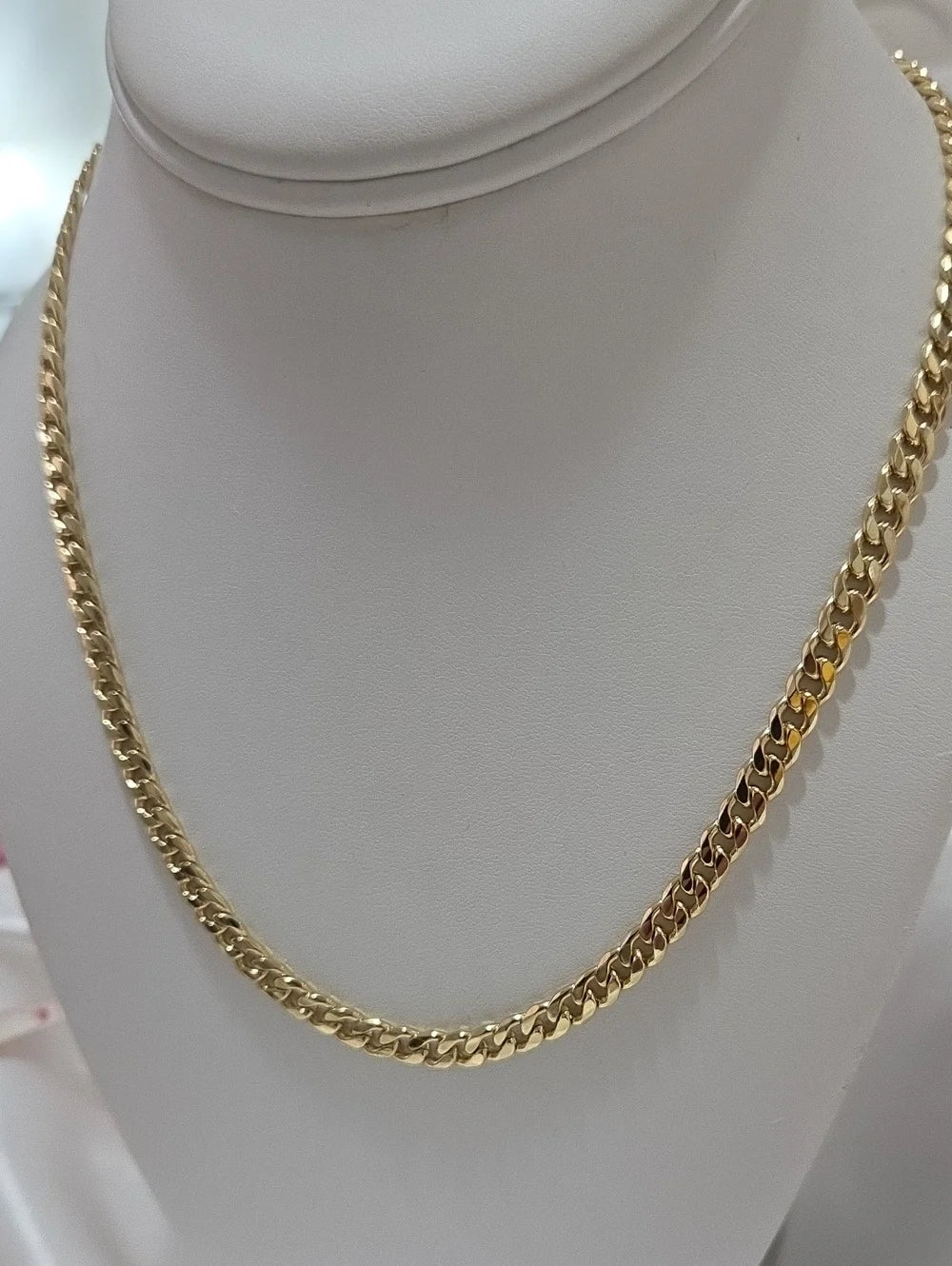 14K Laminated Gold Curb Chain Unisex Necklace Jewelry