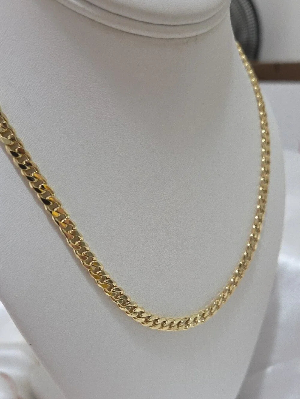 14K Laminated Gold Curb Chain Unisex Necklace Jewelry